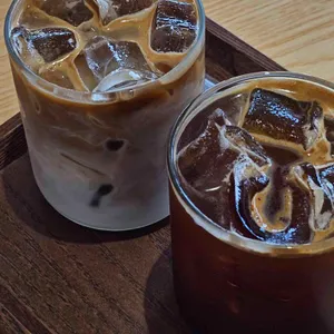 랏츠오브러브 사진