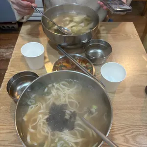 시골칼제비 대표 사진