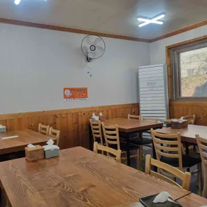 손맛한식뷔페 대표 사진