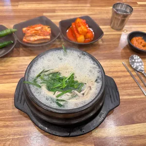 굴예찬 대표 사진