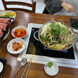 등촌샤브칼국수 사진