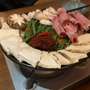 라스트춘선 대표 사진