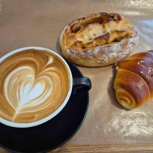 몬스마리 베이커리 카페 사진 1