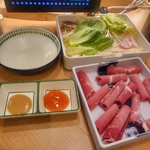 100도씨샤브 대표 사진