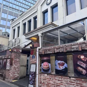 더 스팟 패뷸러스 대표 사진