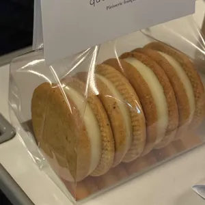 껠끄쇼즈 대표 사진