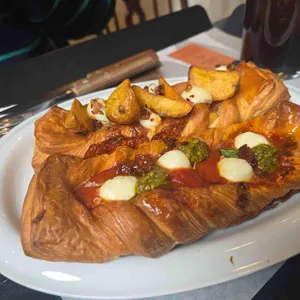 성수율 카페 사진