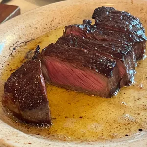 볼트 스테이크하우스 대표 사진