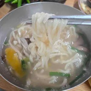 고향손칼국수 사진
