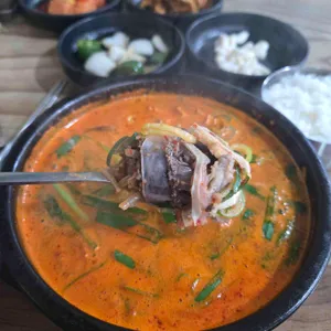 율량순대국밥 대표 사진