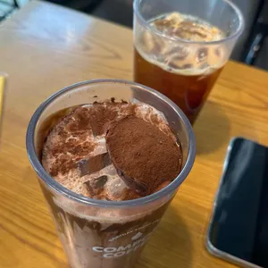 컴포즈커피 사진