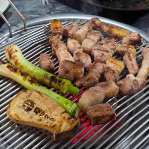 덕수아이흑돼지 사진