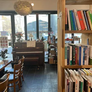 수품당 대표 사진