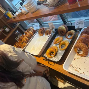 베통 성수 플래그십 대표 사진