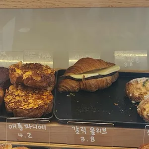 돌체 리뷰 사진