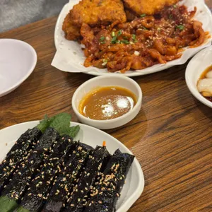 통큰누이네 육회빈대떡 사진 2