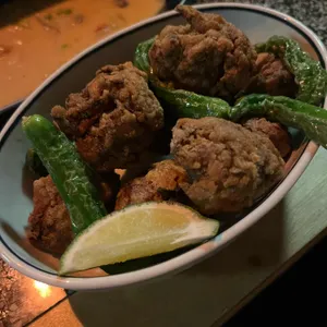 즈믄 대표 사진