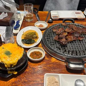 초필살돼지구이 사진 1