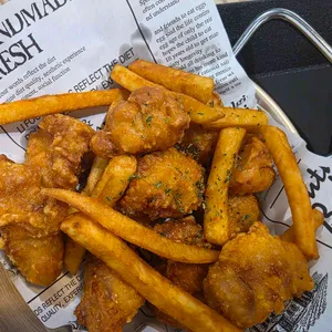 더홀릭보드게임카페 사진 2