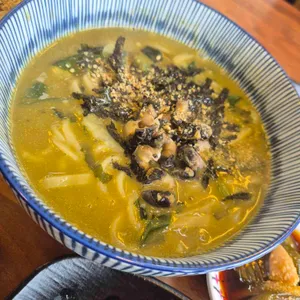 부에난소라하효마을 대표 사진