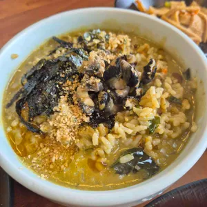 부에난소라하효마을 대표 사진