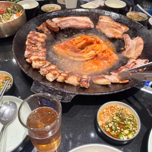 한상가득 왕솥뚜껑 사진 2