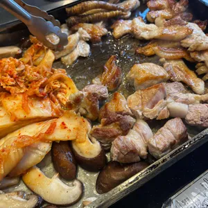 홍구삼겹 대표 사진