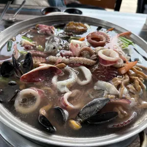 도토리 바지락손칼국수 대표 사진