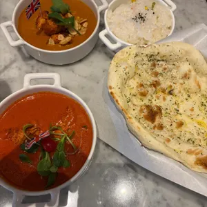 인디테이블 사진