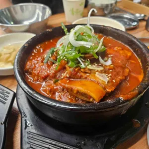 명품학장고향소갈비찜 사진