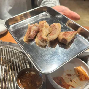 용봉삼겹 대표 사진