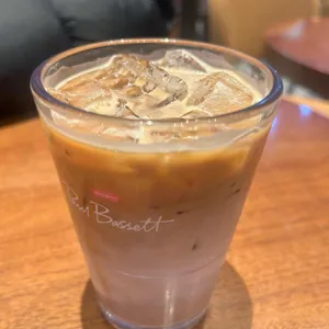 폴 바셋 대표 사진