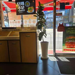 맘스터치 대표 사진