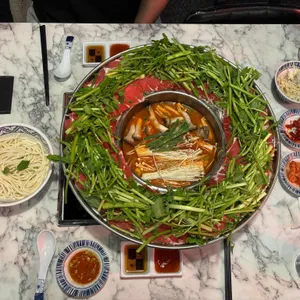 화산샤브칼국수 사진 2