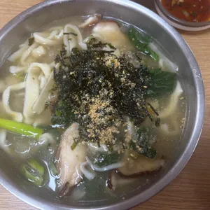 감자바우 장칼국수 대표 사진