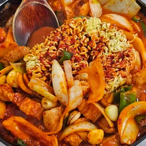돼지랑찌개랑 대표 사진