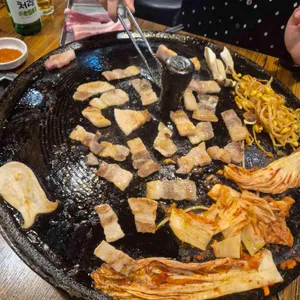 수유솥뚜껑삼겹살 사진