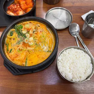 국밥참맛있는집 사진 2