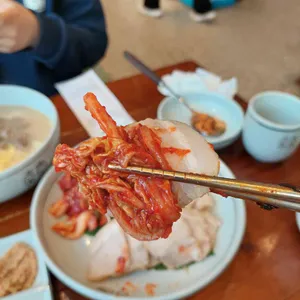 고향보쌈칼국수 대표 사진