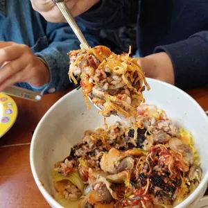 고향보쌈칼국수 사진