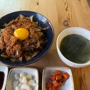 섬고래 대표 사진