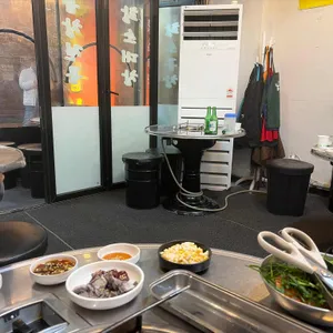 구들짱황소곱창 대표 사진