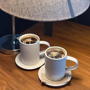 본지르르 대표 사진