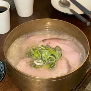 료미 대표 사진