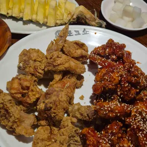 토크쇼 홍제점 사진 1