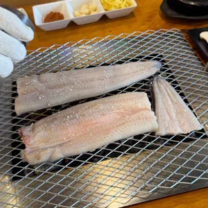 100년장어촌 사진