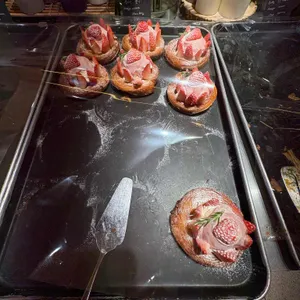 오퍼 카페 대표 사진