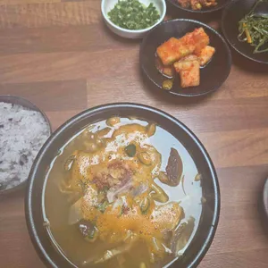 뚝배기선지국밥 대표 사진