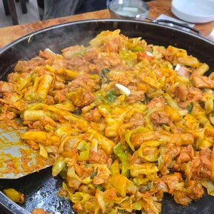 시민닭갈비막국수 대표 사진