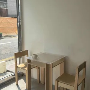 이즈 ease 대표 사진